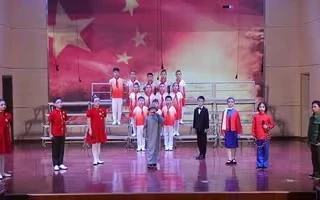 朗诵《你是谁-》新晃县李树小学