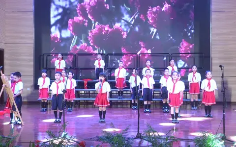 14中寨小学朗诵《红色的童话》&新晃县第19届校园艺术节集体节目比赛