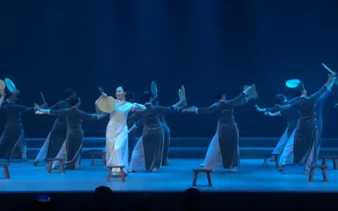 13舞蹈《渔光曲》怀化老干部大学艺术团