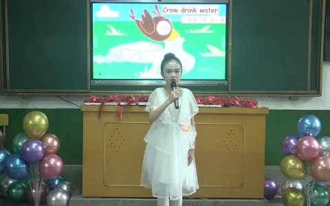 07六年级_吴小娅_演讲《Crow drank water 乌鸦喝水》